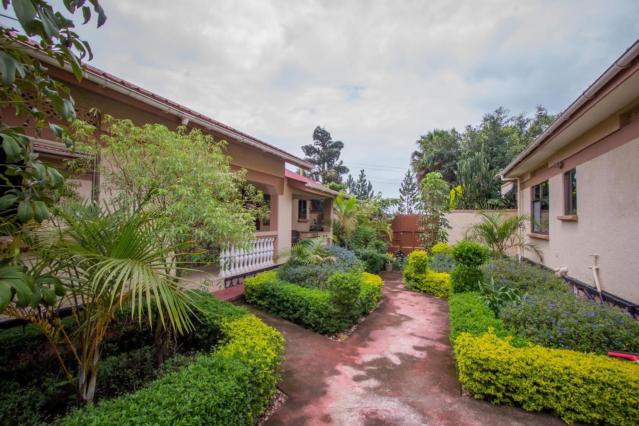 Tuzza Hotel Bushenyi Eksteriør bilde