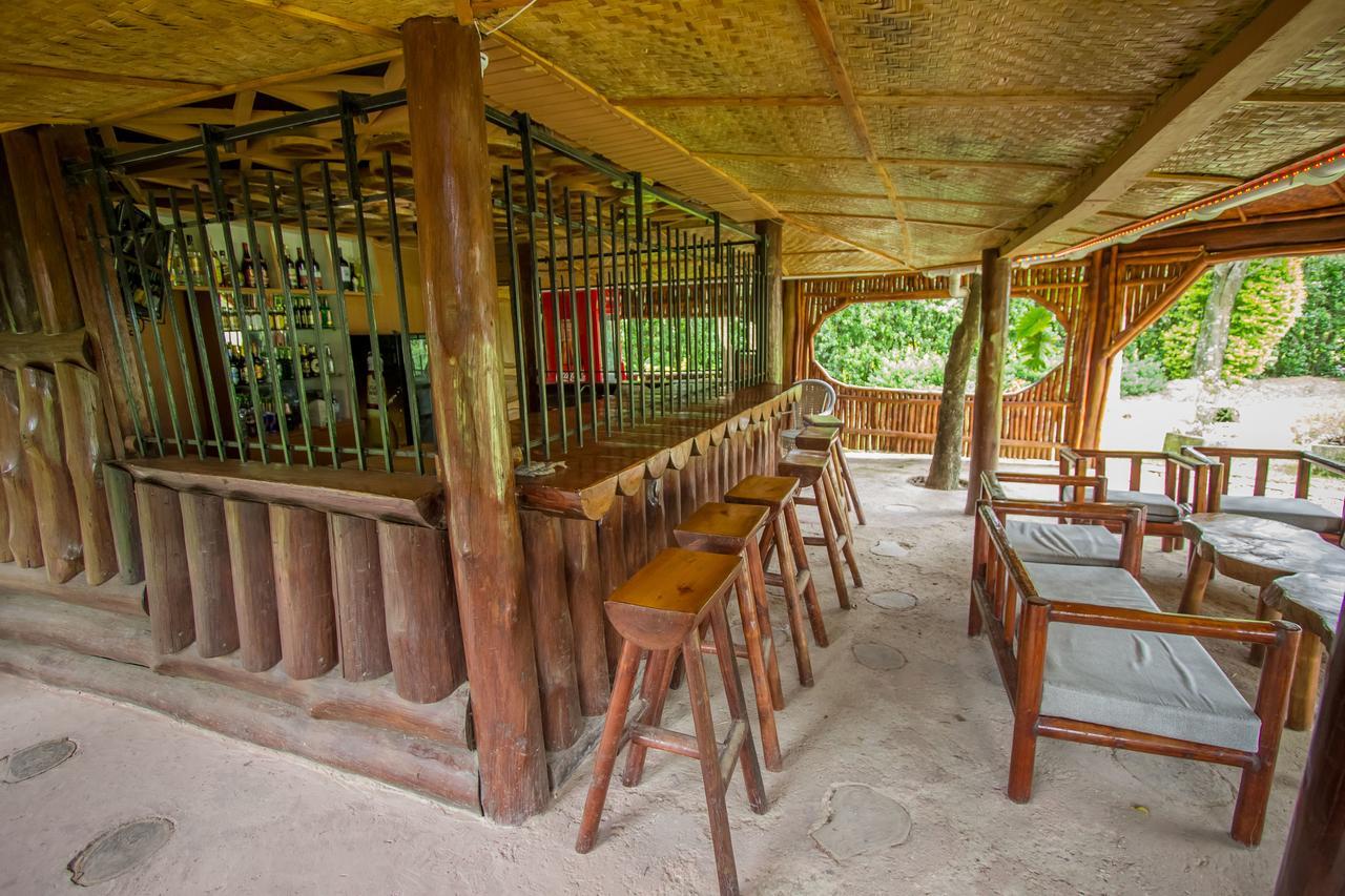 Tuzza Hotel Bushenyi Eksteriør bilde