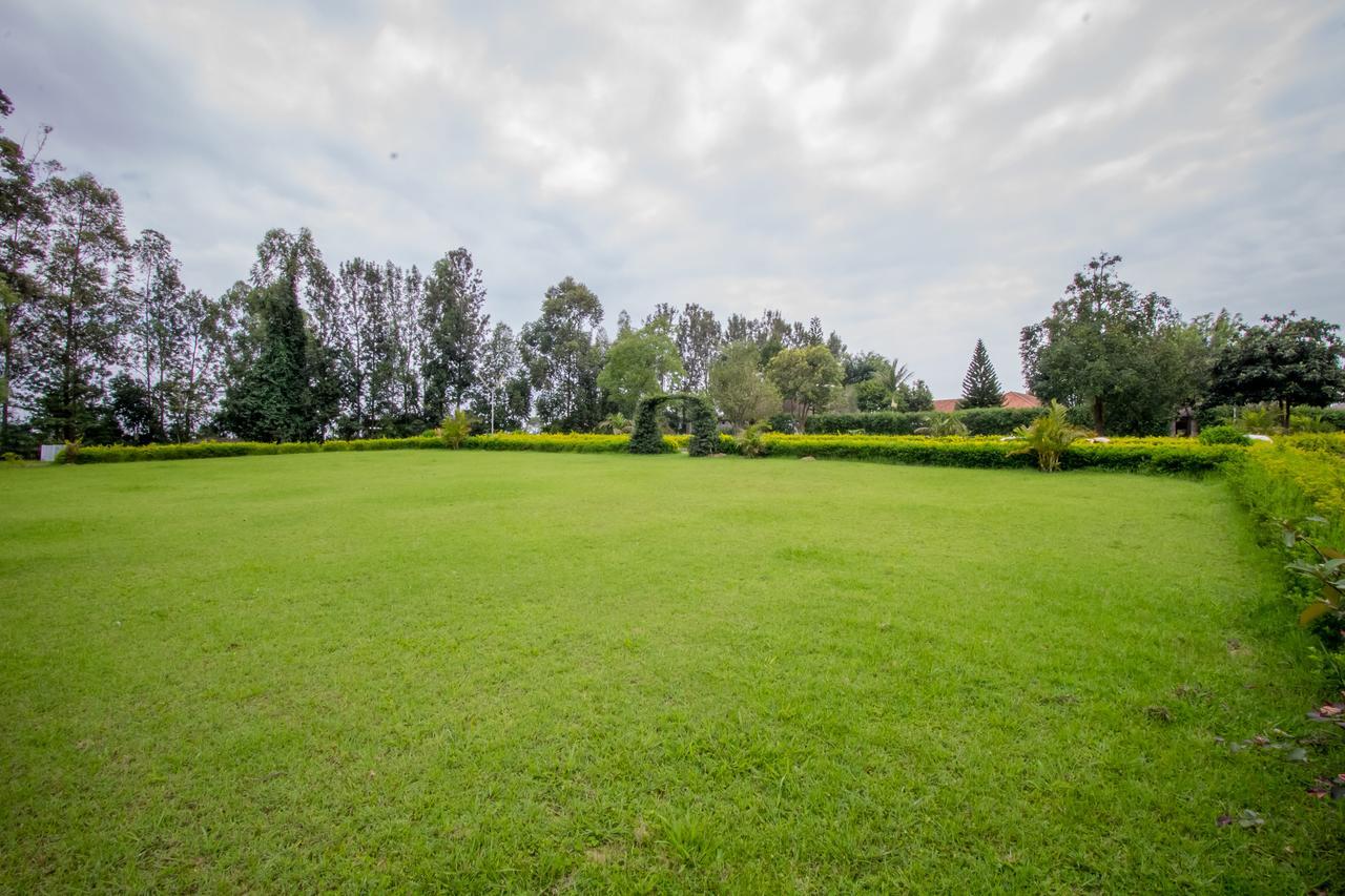 Tuzza Hotel Bushenyi Eksteriør bilde