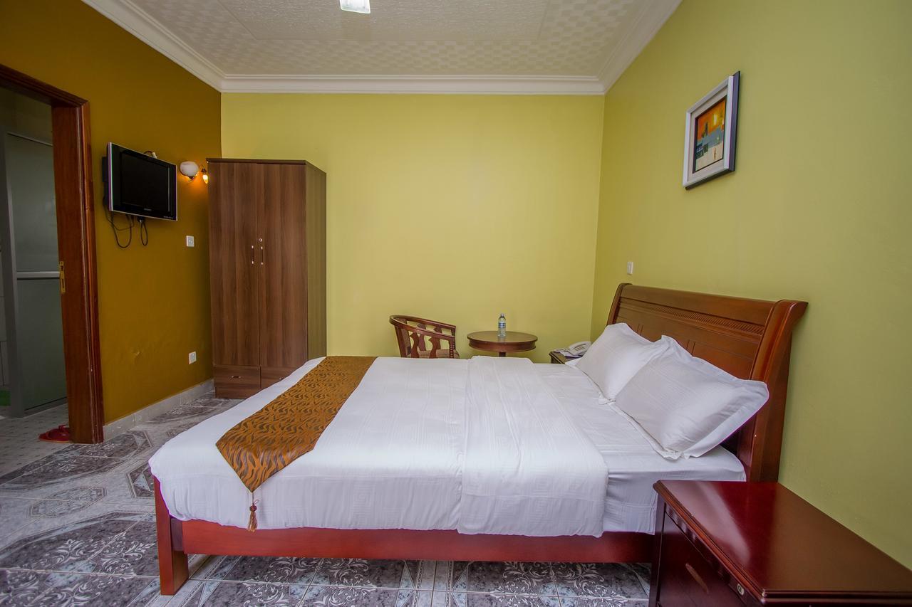 Tuzza Hotel Bushenyi Eksteriør bilde
