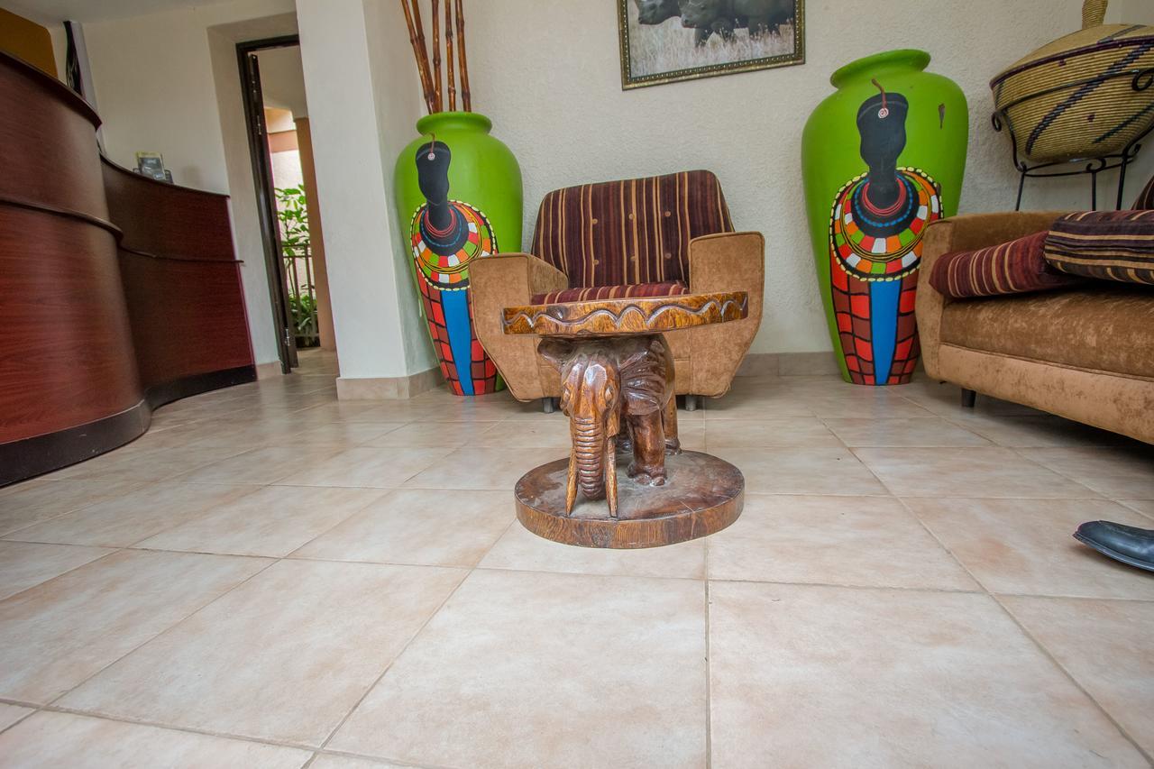 Tuzza Hotel Bushenyi Eksteriør bilde