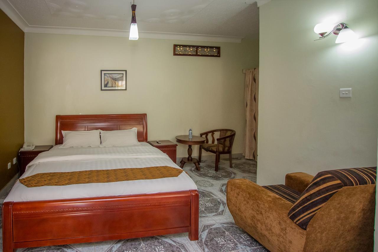 Tuzza Hotel Bushenyi Eksteriør bilde