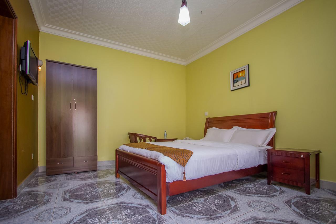 Tuzza Hotel Bushenyi Eksteriør bilde