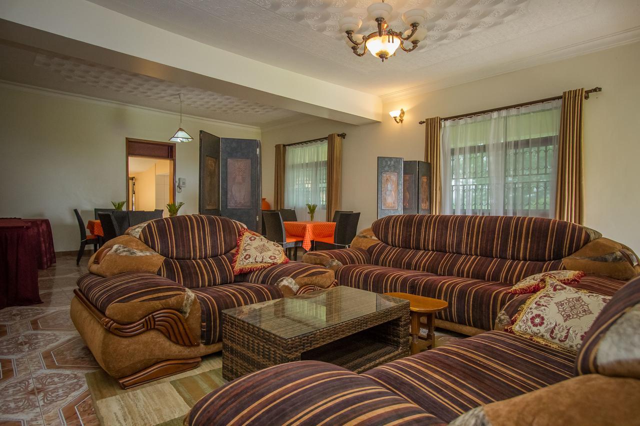 Tuzza Hotel Bushenyi Eksteriør bilde