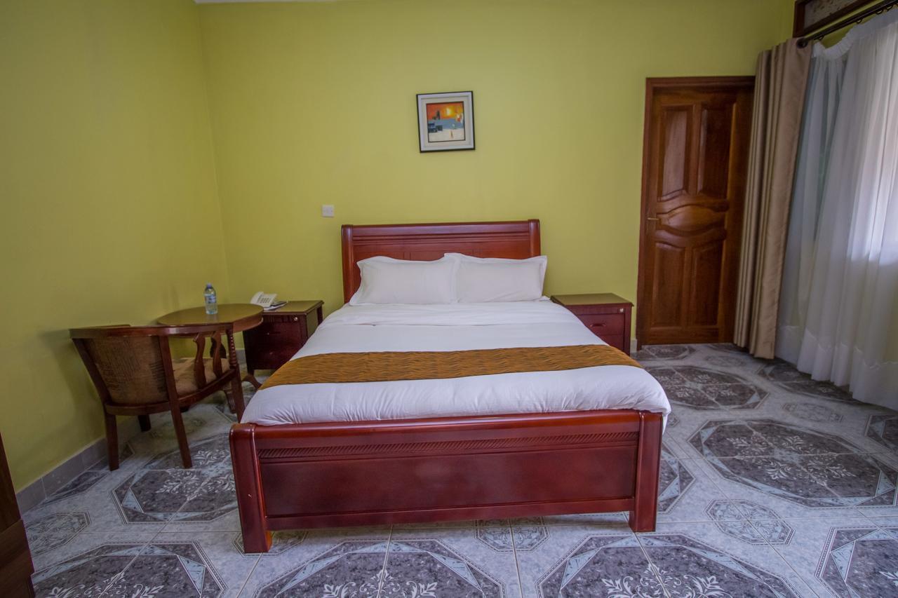 Tuzza Hotel Bushenyi Eksteriør bilde